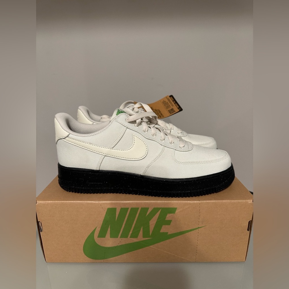 Nike Air Force 1 ‘07 LV8 - Sea Glass | Size 11 Men , 12.5 Women